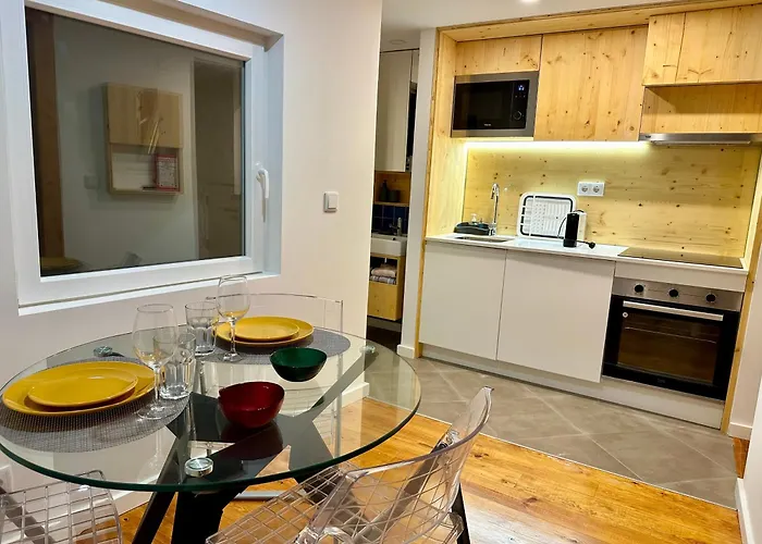 Castle Cozy * Lisbon