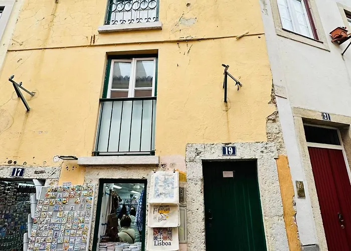 Apartment Castle Cozy Lisbon